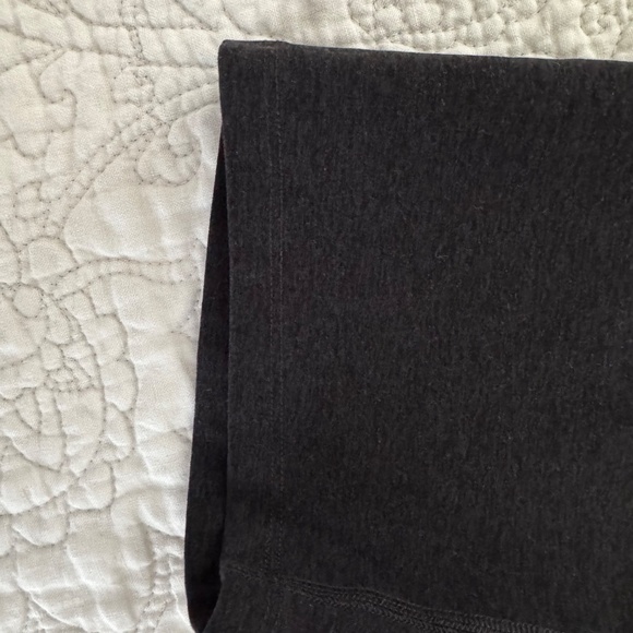 Beyond Yoga Spacedye Biker Shorts (Small) - Picture 3 of 6